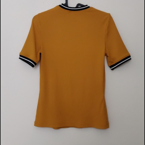 Top - Picture 4 of 4